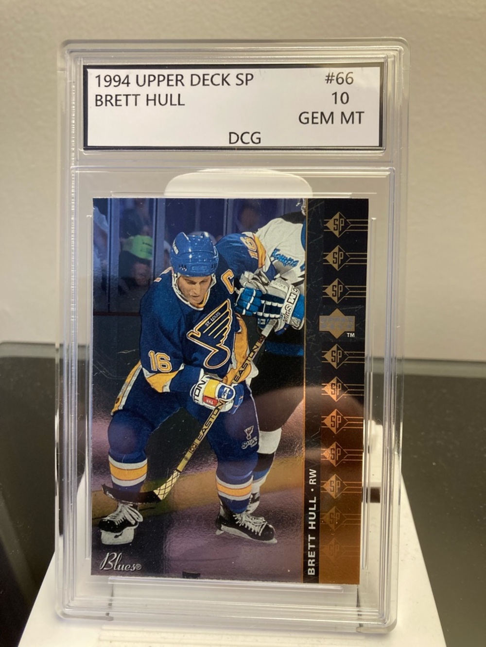 1994 Upper Deck SP Brett Hull Collectible Card - Blue